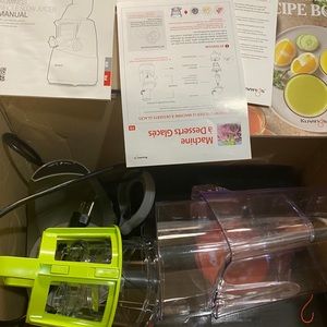 Kuvings Silver Pearl Whole Slow Juicer